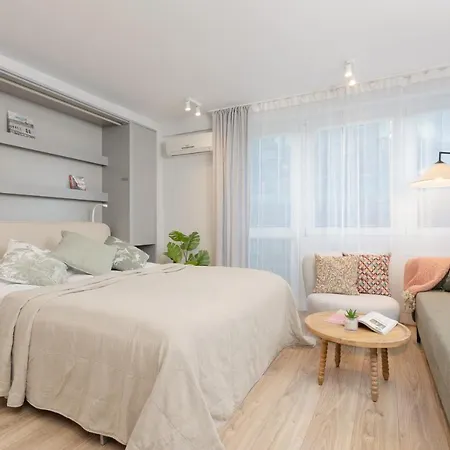 公寓 City Centre Studio By Renters *